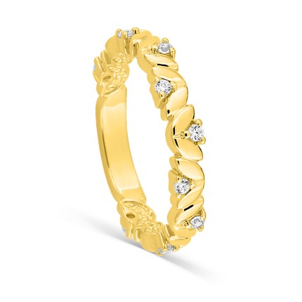 Anillo bañado en oro con circonitas