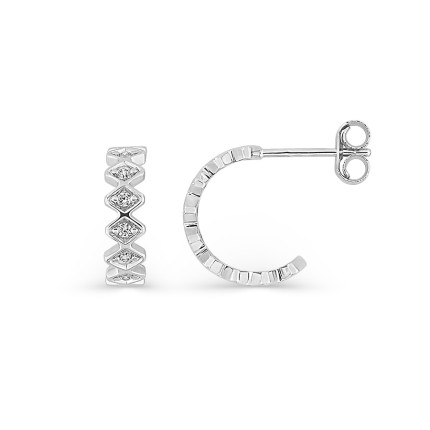 Brincos meio argola em ouro branco 18k, diamantes de 0,11 ct