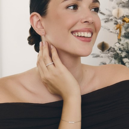 Pulseira de ouro branco 9K com cinco zircónias marquise