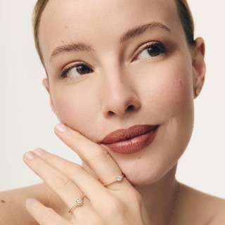 Anillo solitario en forma de pera con halo de diamantes creados, 0,22 ct, oro amarillo 9K
