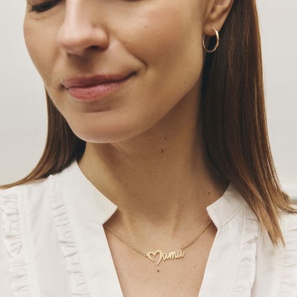 Collar «Mamá» corazón bañado en oro