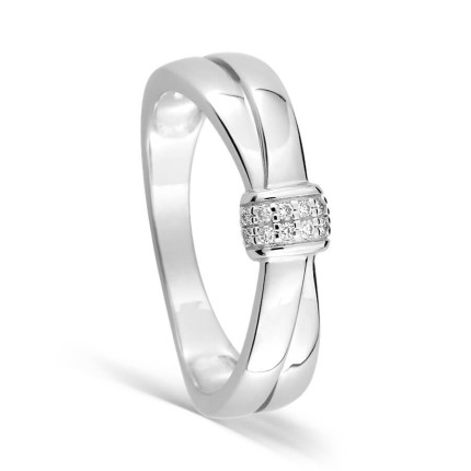 Anillo en plata de ley 925 rodiada con circonitas