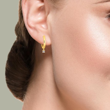 Brincos de argola em ouro amarelo 9K de 11 mm com diamantes criados pendentes 0,11 ct