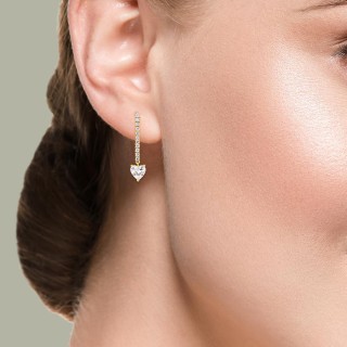 Pendientes colgantes de oro amarillo 18K con diamantes creados 0,98 ct y piedra principal talla corazón