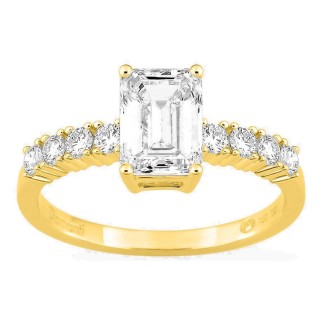 Anillo solitario acompañado de oro amarillo 18K con diamantes creados 1,82 ct talla esmeralda