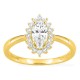 Anillo de oro amarillo 18K con diamantes creados 0,71 ct y centro talla marquesa 0,50 ct
