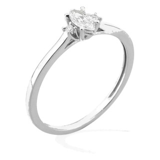 Anillo solitario de oro blanco 9K con diamante de talla marquesa acompañado 0,24 ct