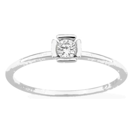 Anillo solitario de oro blanco 18K con diamante creado 0,20 ct en engaste fantasía