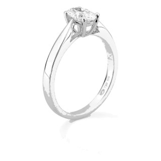 Anillo solitario de oro blanco 18K con diamante creado ovalado 0,70 ct