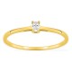 Anillo solitario de oro amarillo 9K con diamante creado ovalado 0,06 ct