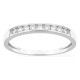 Media alianza de oro blanco 9K con 9 diamantes creados 0,20 ct en engaste carril