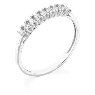Media alianza de oro blanco 9K con 9 diamantes creados 0,20 ct en engaste de garras