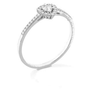 Anillo de oro blanco 9K con diamantes creados 0,18 ct y centro de talla trillón 0,09 ct en halo