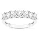 Media alianza de oro blanco 9K con 7 diamantes creados 1,05 ct en engaste de garras