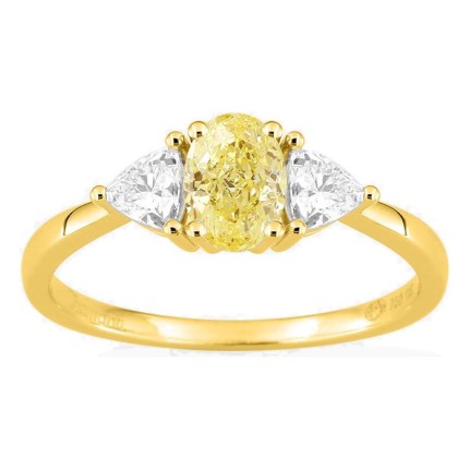 Anel em ouro amarelo 18K com diamantes criados 0,90 ct e centro amarelo oval 0,50 ct