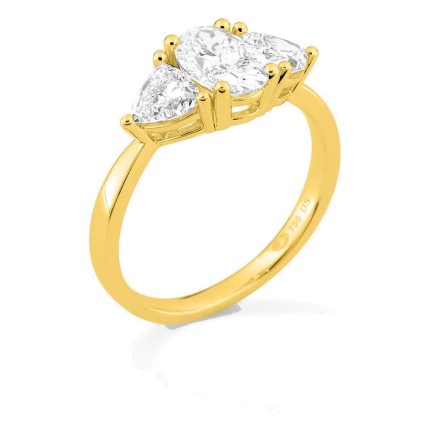 Anillo de oro amarillo 18K con diamantes creados 1,80 ct y centro ovalado 1,00 ct
