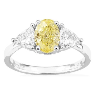 Anillo de oro amarillo 18K con diamantes creados 1,80 ct y centro amarillo ovalado 1,00 ct
