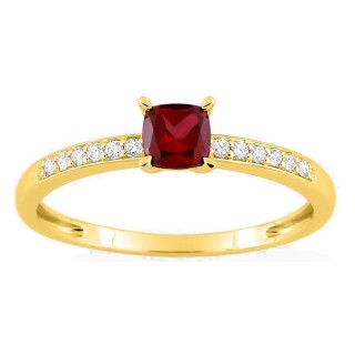 Anillo de oro amarillo 9K con rubí creado talla cojín y diamantes creados 0,08 ct