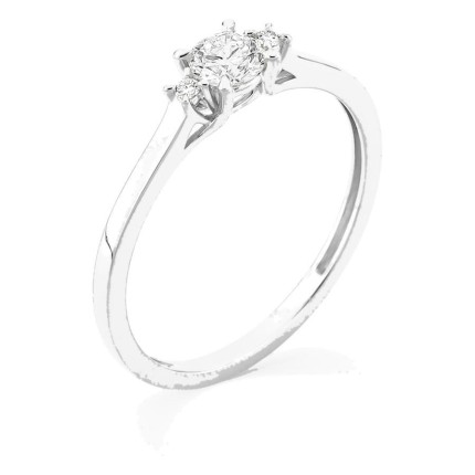 Anillo solitario de oro blanco 9K con diamante acompañado 0,27 ct