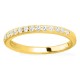 Anillo de 1,5 mm chapado en oro con circonitas engastadas en garras